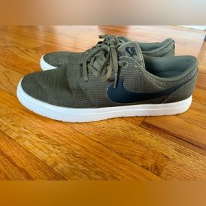 Nike SB Portmore Ultralight, men’s size 9